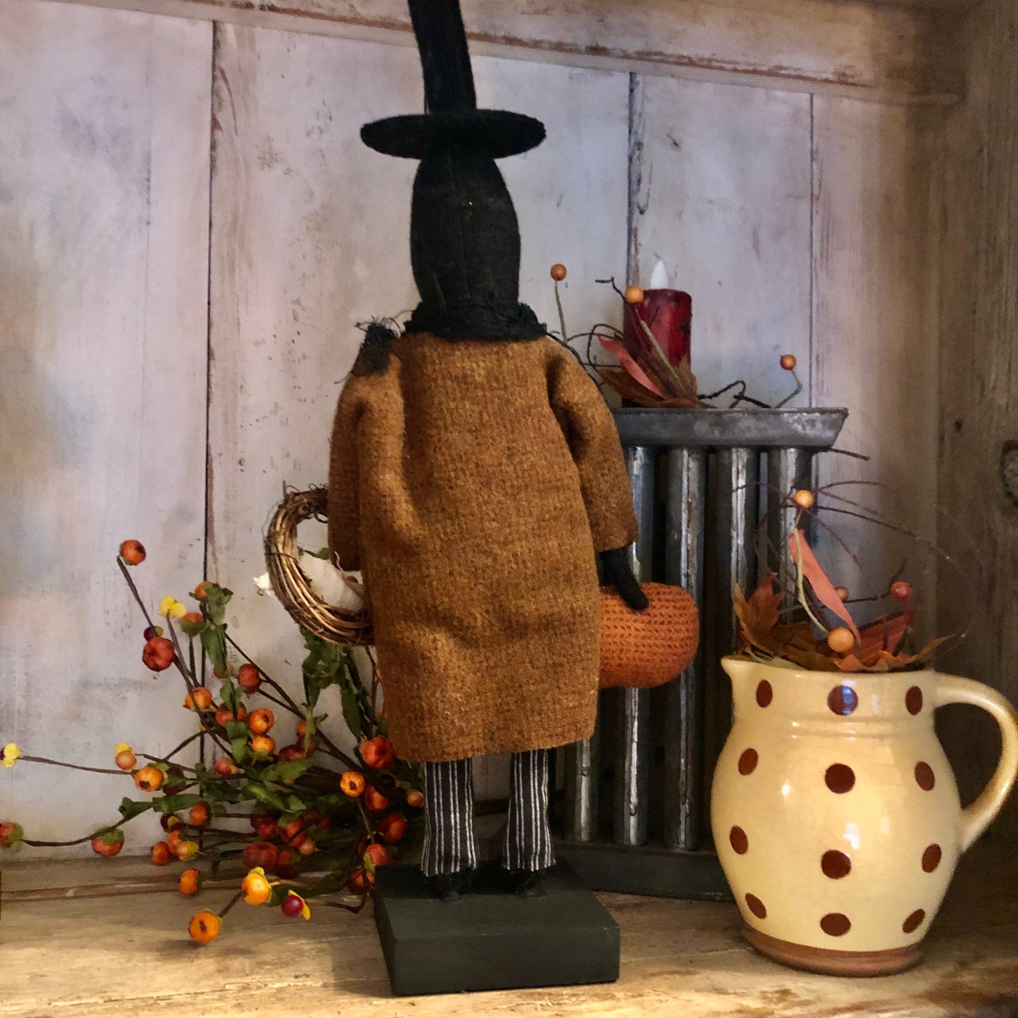 Little Emporium - Top Hat Crow