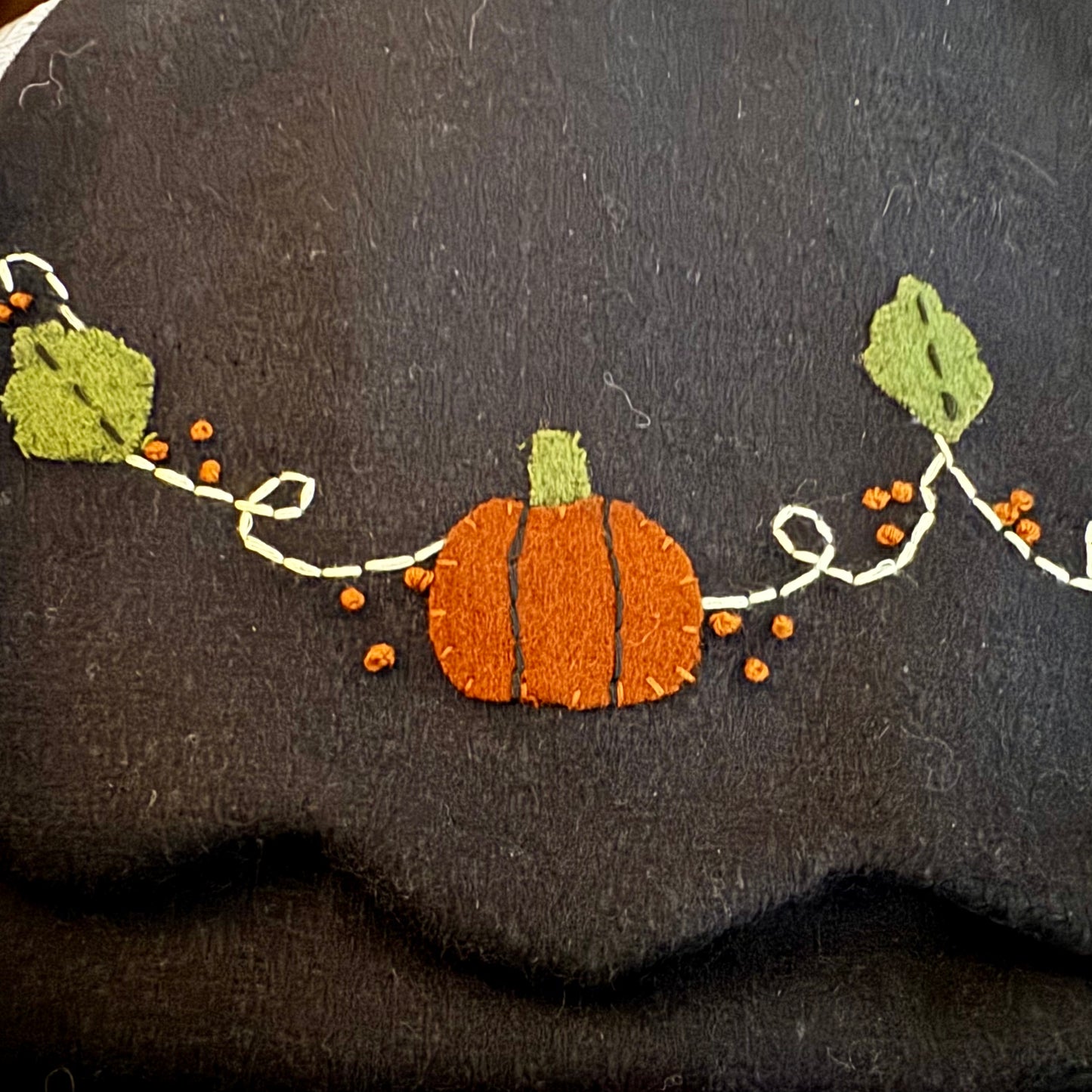 Runner - Pumpkins Garland