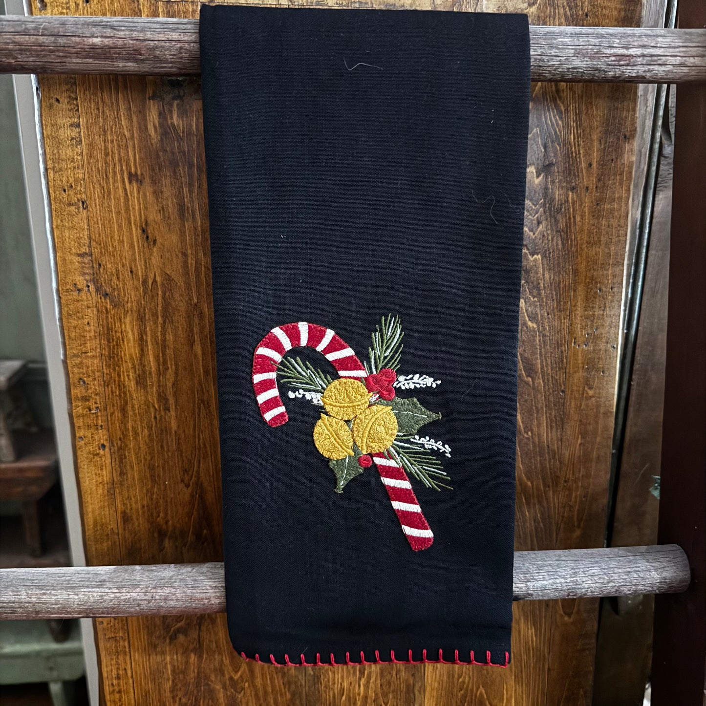 Candle Mat - Candy Canes