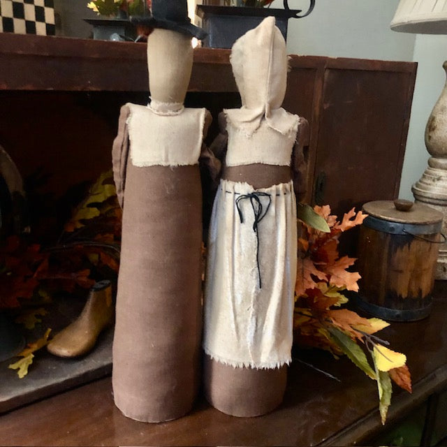 Brown House Ornament - Pilgrim Couple