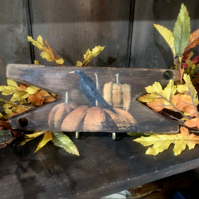 Ann Sweeney Rope Winder - Pumpkin Crow