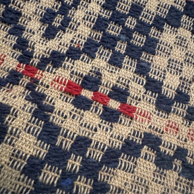 Table Square - Coverlet - Red, Cream and Blue