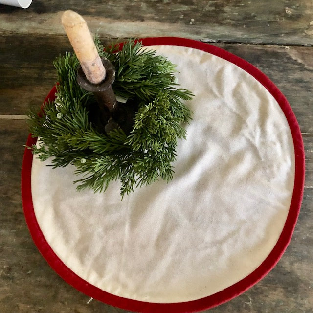 Candle Mat - Cardinal