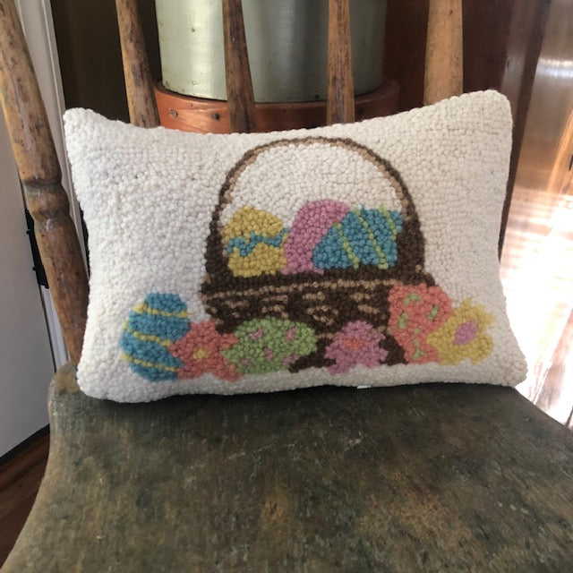 Pillow - Easter Basket (8x12)