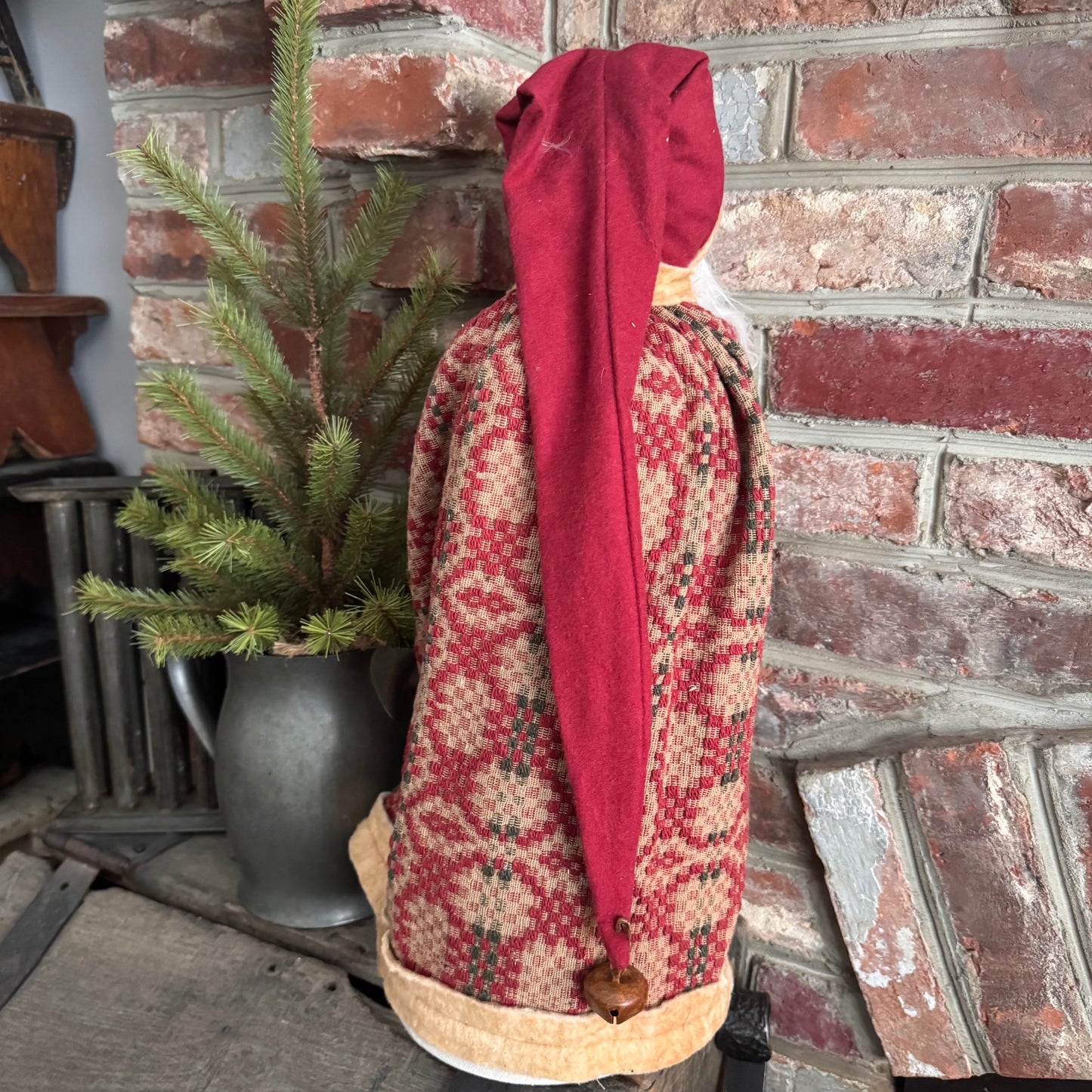 Raggedy Junction - Candle Pan Santa