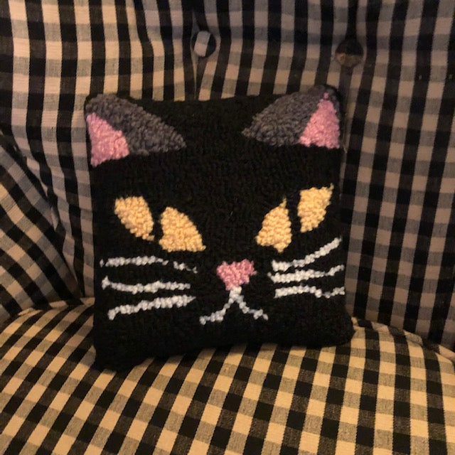Pillow - Cat Face (8x8)