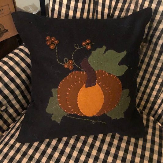 Pillow - Applique Pumpkin  (13x13)