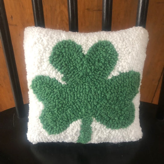 Pillow - Shamrock (8x8)